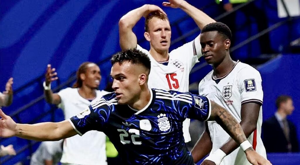 Argentina Beat England With Late Comeback to Reach World Cup Final